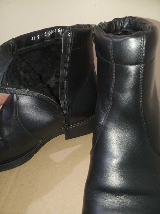 Продавам боти от естествена кожа