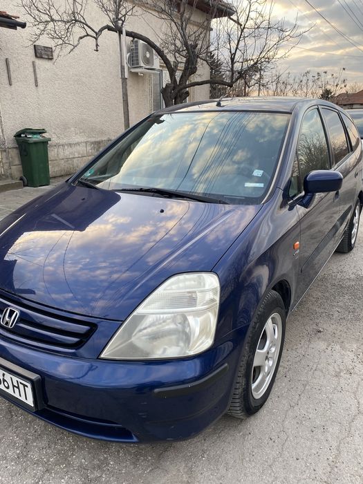 Хонда стрийм в много добро състояние