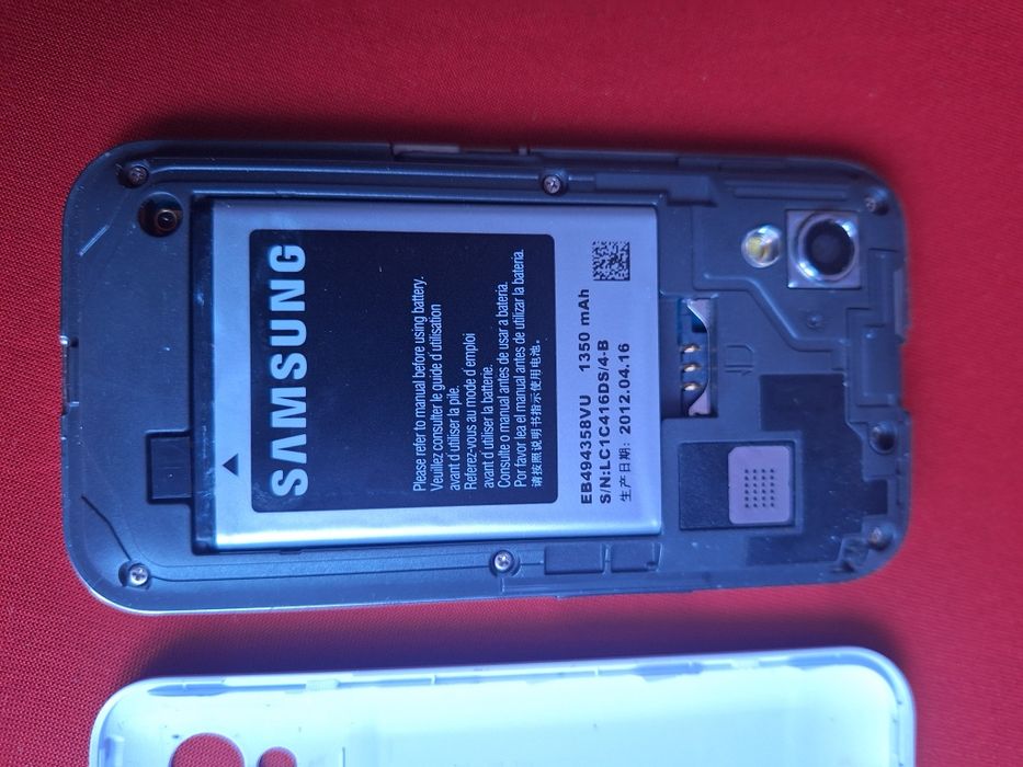 samsung galaxy ace baterie defecta-nu incarca