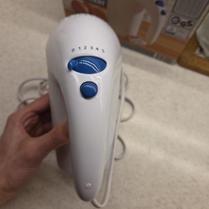 Кухненски миксер