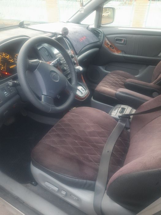 Продам лексус рх 300