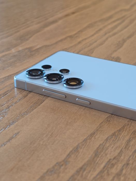 Samsung Galaxy S25 Ultra 512GB Titanium White с гаранция