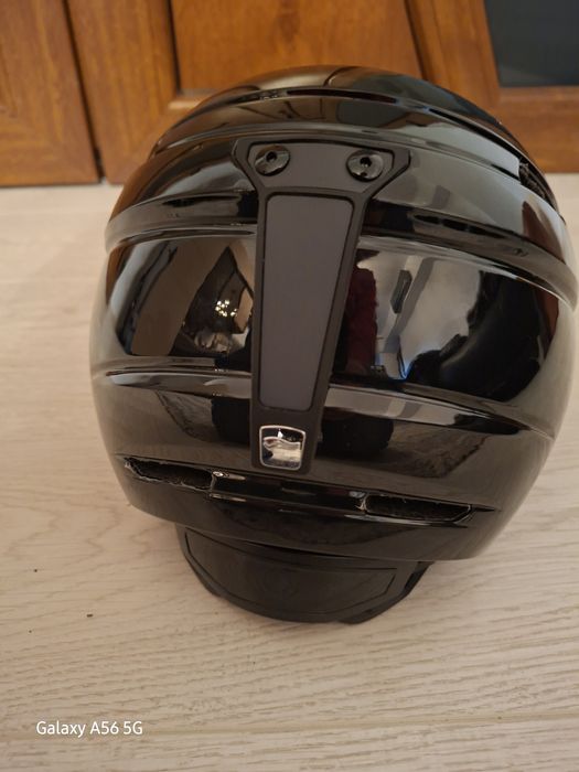 Casca schi pentru cpii  folosita un sezon ,  model nou .