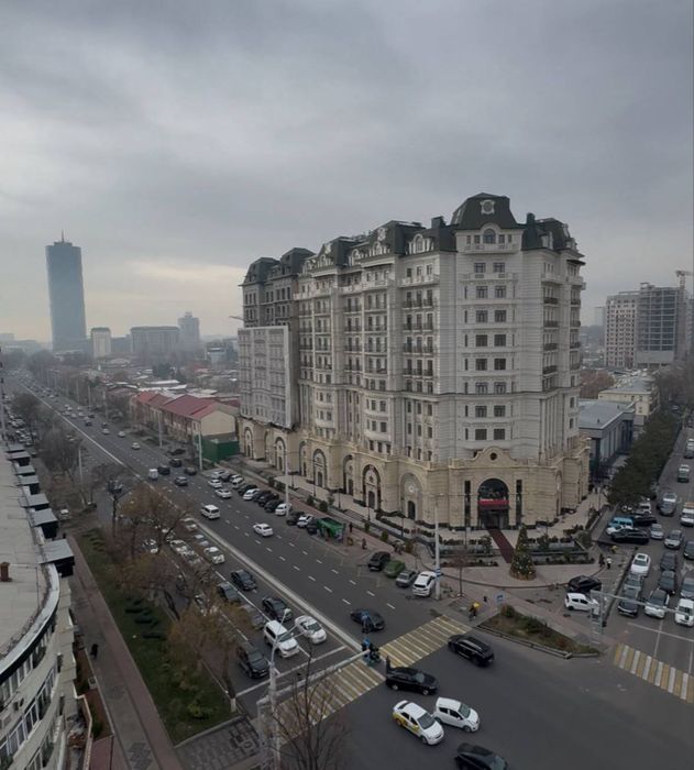 Gabus terassa bilan Nukus kocha, korobka Габус 200м2 с терассой