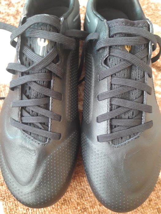 Футболни Бутонки Nike legend pro 9