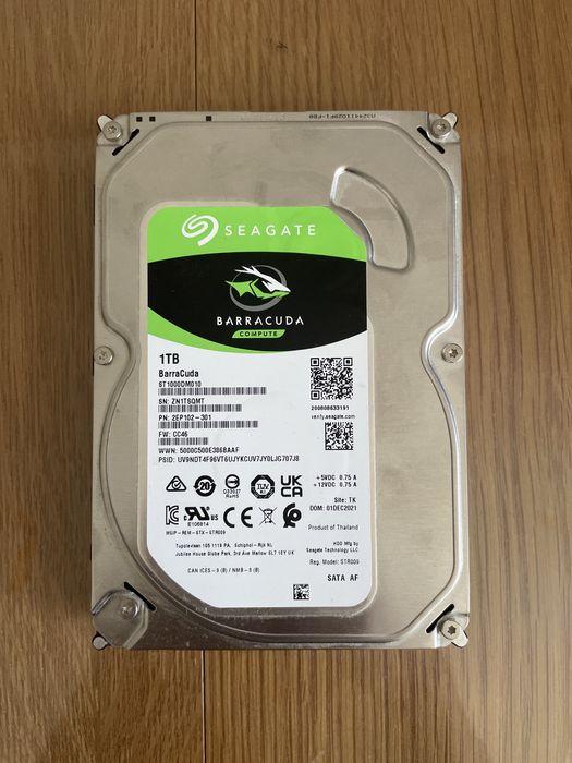 Жосткий диск на 1 TB