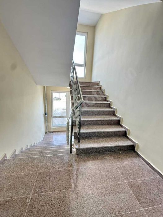 Продава се Тристаен апартамент в Велико Търново, Център - 152 кв.м за 695 €/кв.м - Снимка #8