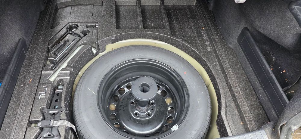 Volkswagen Passat Auto perfect funcțional cu kilometri reali doar tabla afectată