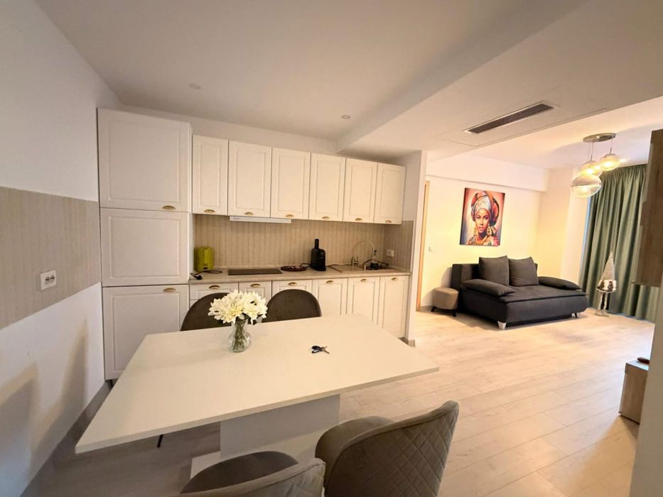 Apartament 3 camere 2 bai