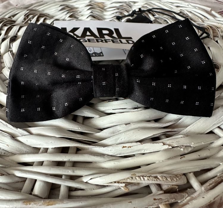 Karl Lagerfeld папионка