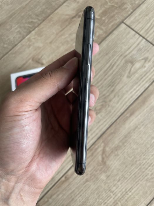 Продам iphone X 256