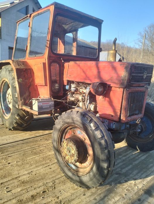 Vând tractor UTB 445 DTC