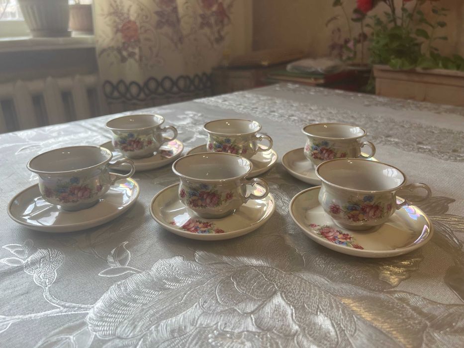 Чайный сервиз на 6 персон