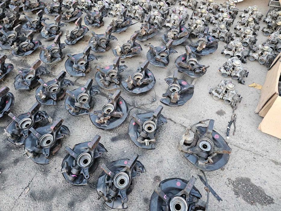 Передние цапфы RX300 4WD