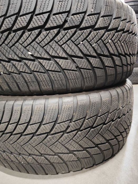 2бр.зимни гуми 235/55/18 Bridgestone