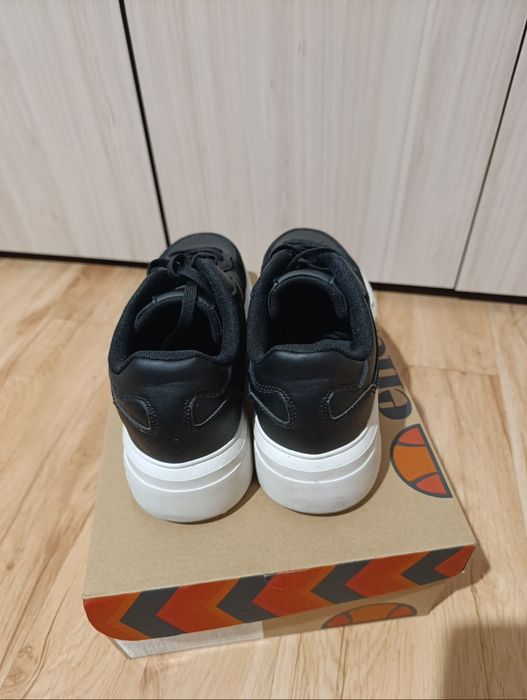 Дамски маратонки еllesse