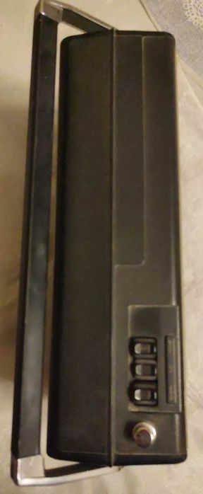 VEF Spidola 232 — винтажный радиоприёмник СССР (Рига) Латвия