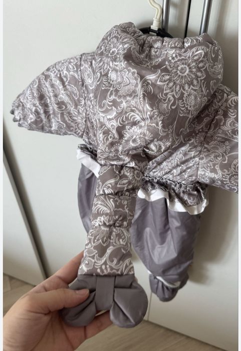 Продам комбинезон-трансформер для девочки