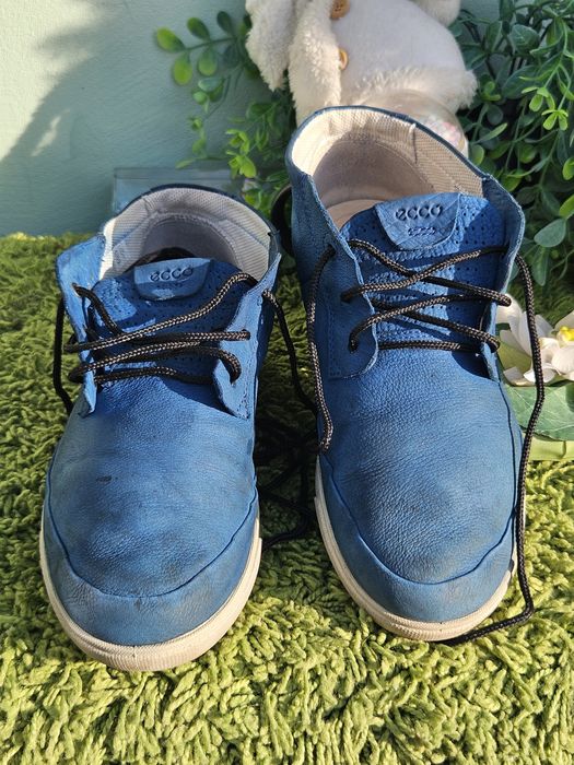 Ecco обувки от кожа в синьо N39