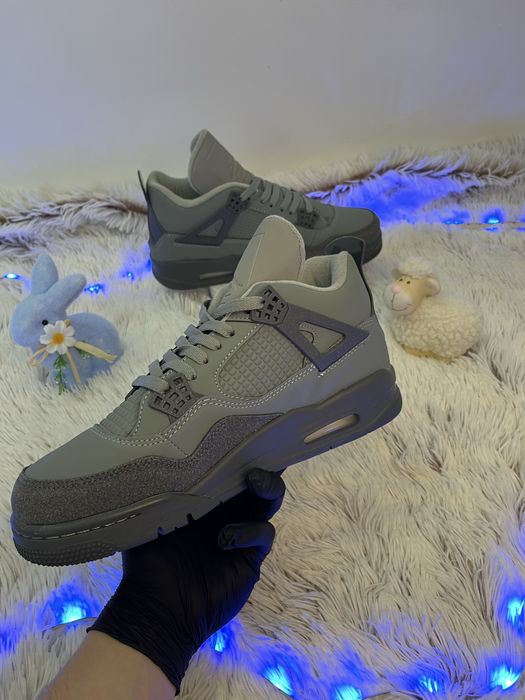 Air Jordan 4 Regro