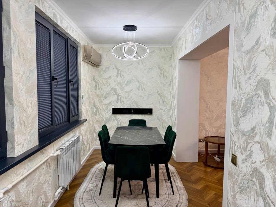 Электроаппарат,Рисовый.С мебелью и техникой.