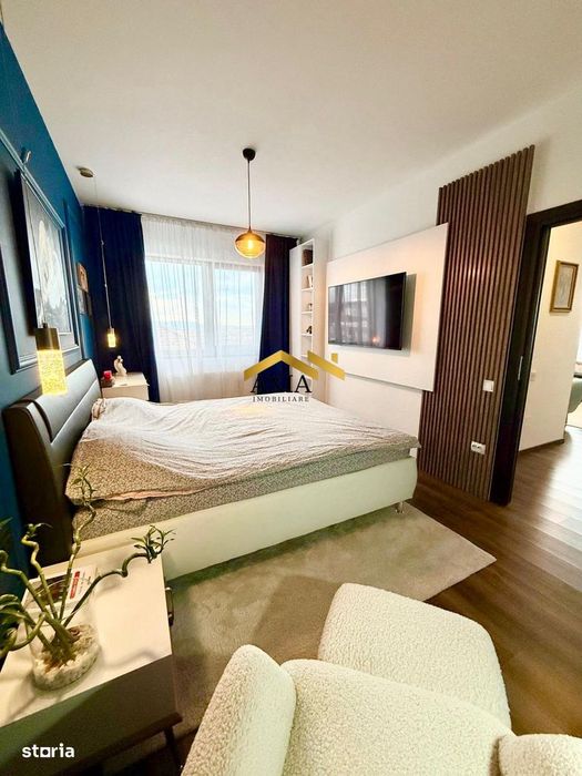 Apartament 2 camere decomandate 57 mp, pod 50 mp, boxa 18 mp, parcare!