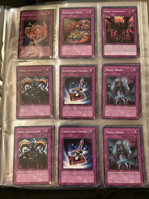 Yu-gi-oh карти.