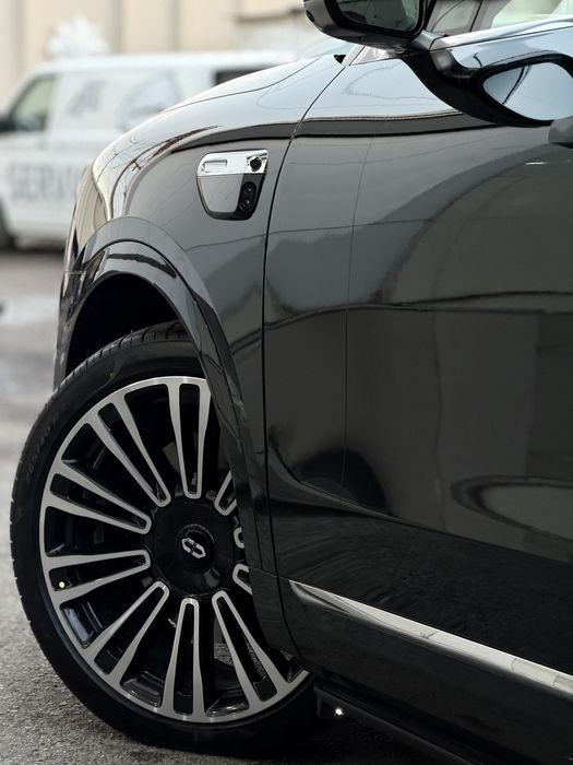 Aito M9 4WD Extended Range Ultra Edition