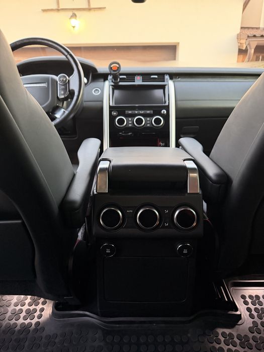 Land Rover Discovery 5 - 124.000 km