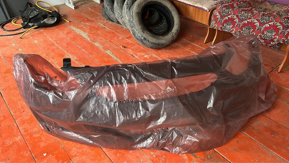 Бампер сатылады акцентке 2011 кузып тікі