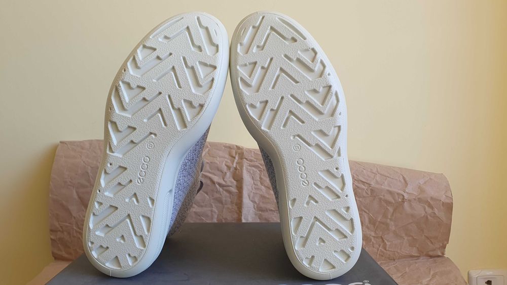 Дамски кецове "ЕССО" размер№ 37.