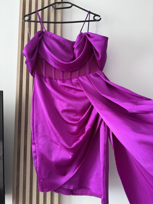 Rochie fuchsia, marimea 38