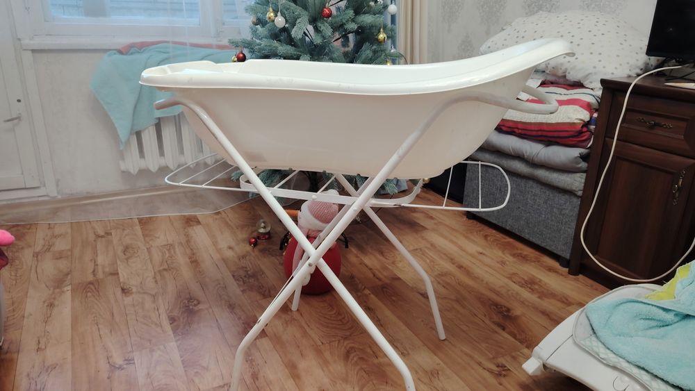 Ванночка с подставкой