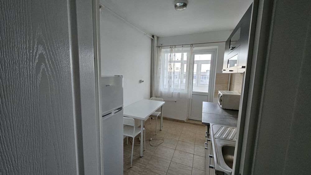 Închiriez apartament 2 camere