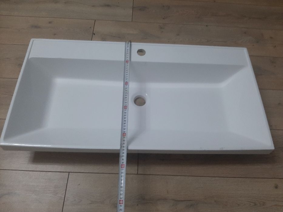 Продам раковина литые.