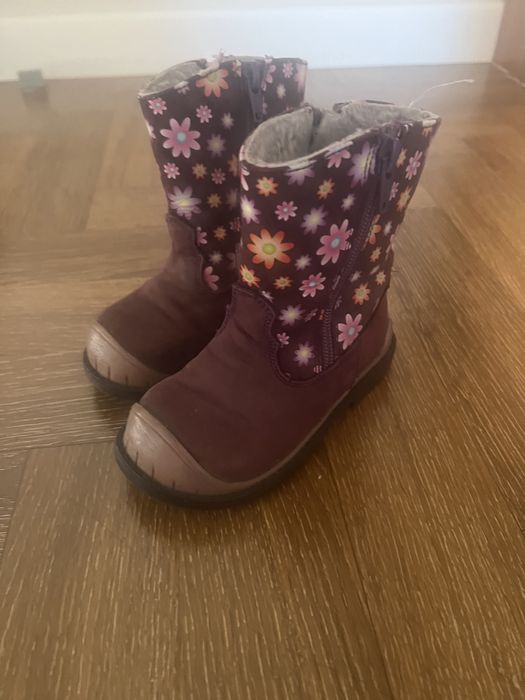 Продам детский пуховик