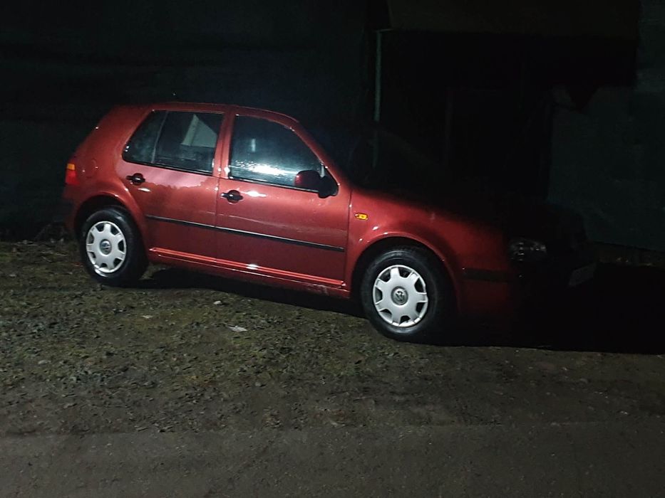 Vand sau schimb golf 4