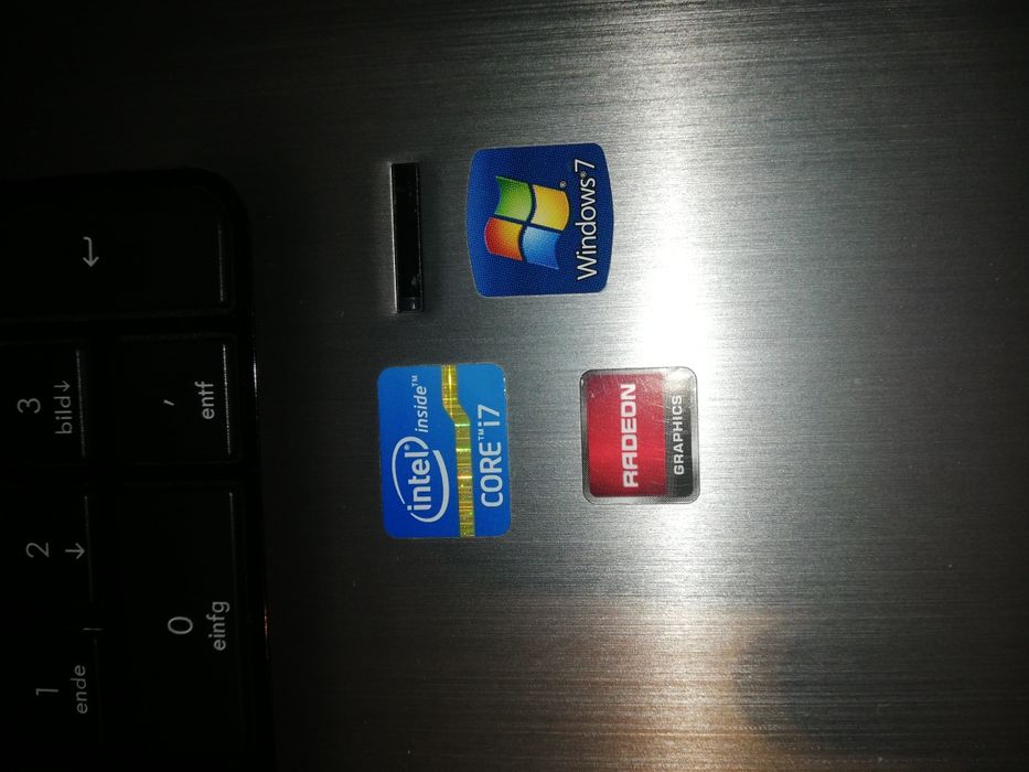 Vand laptop hp pavilion dv7 intel core i7-2670qm  2.20ghz 8gb ram