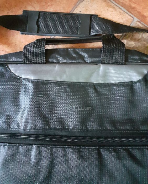 Geantă TELLUR pentru laptop - NU trimit prin curier !