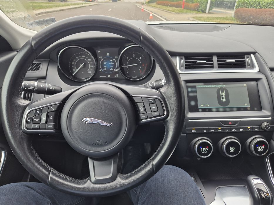 JAGUAR E-PACE 2018 — imagine 2