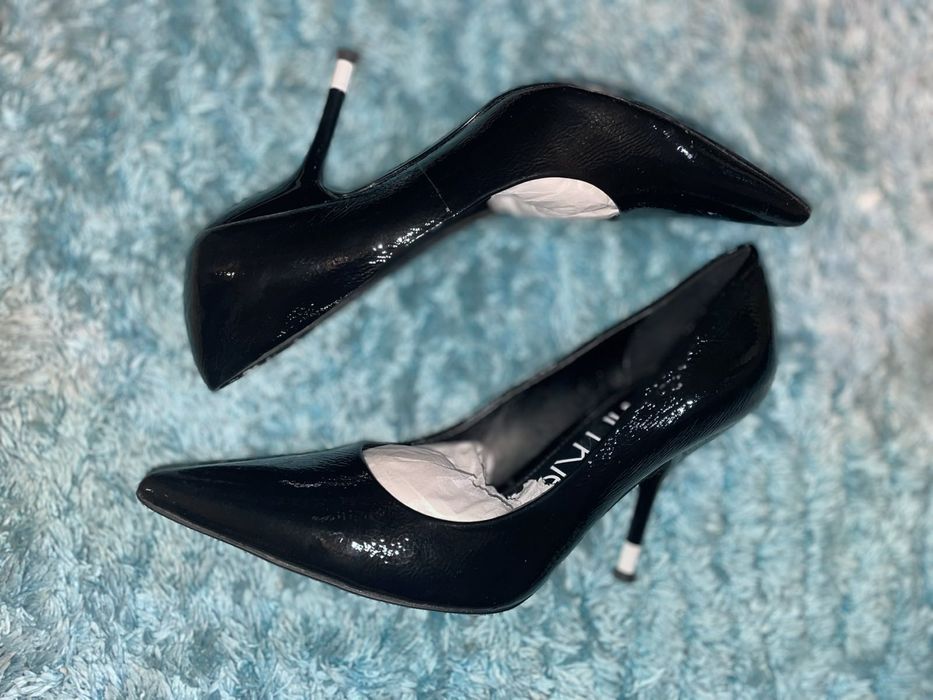 Calvin Klein - обувки