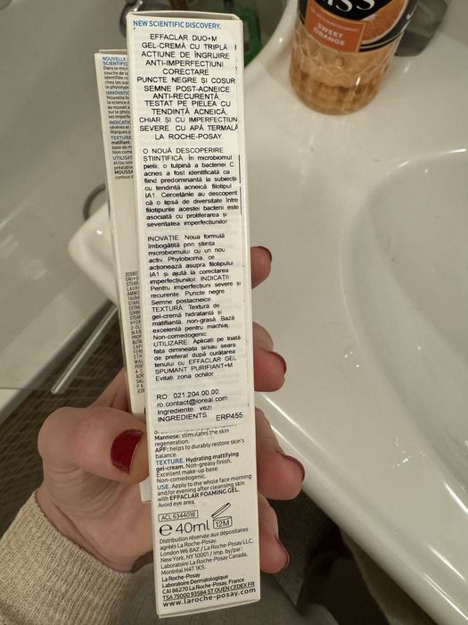 Vand creme Effaclar Duo, 60 lei bucata