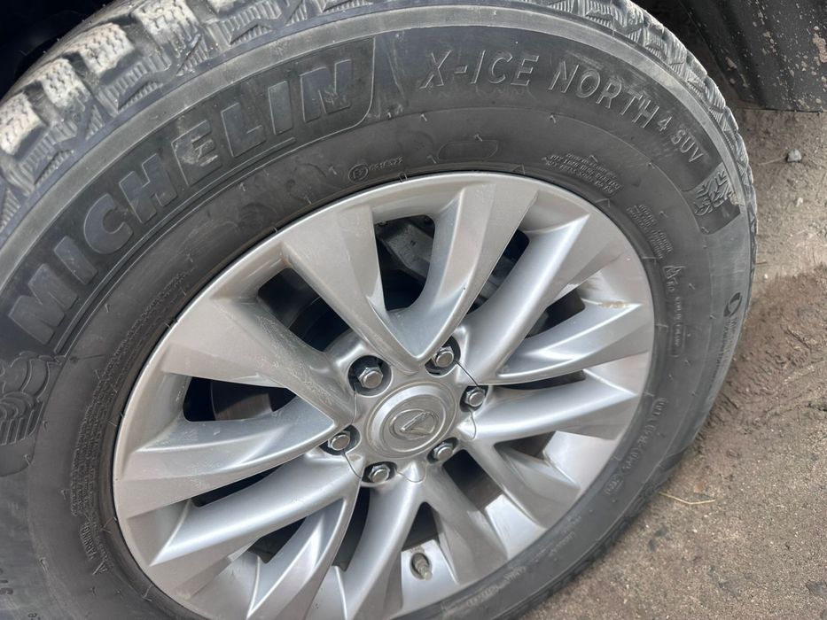 Продам колеса на лексус в сборе