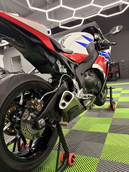 Honda cbr 1000rr SC59