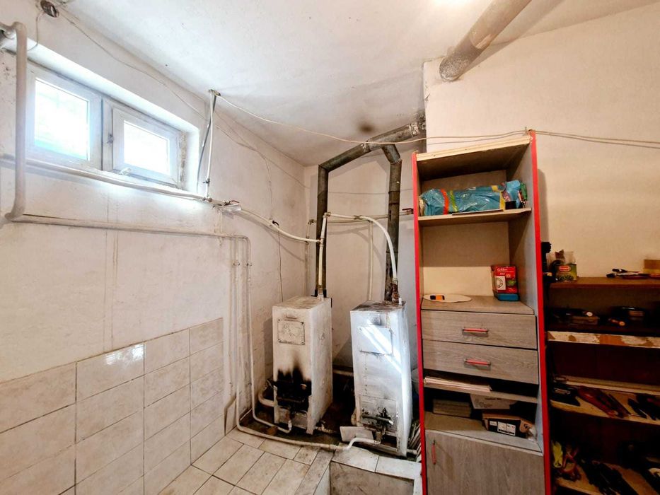 Продажа 3-этажного дома