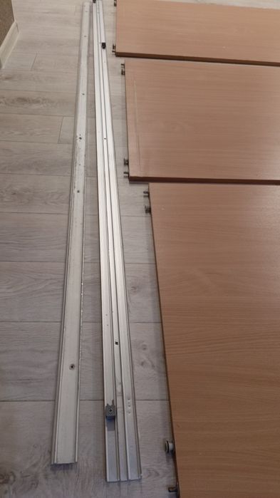Продам двери купе для встроенного шкафа