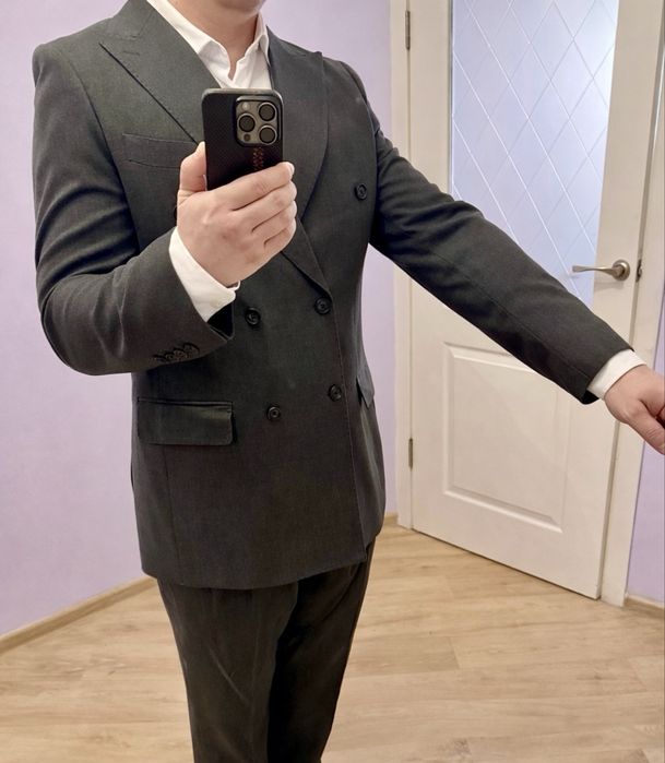 Продам костюм SHOQAN