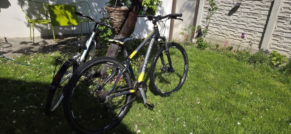 Bicicleta 29 frana pe discuri