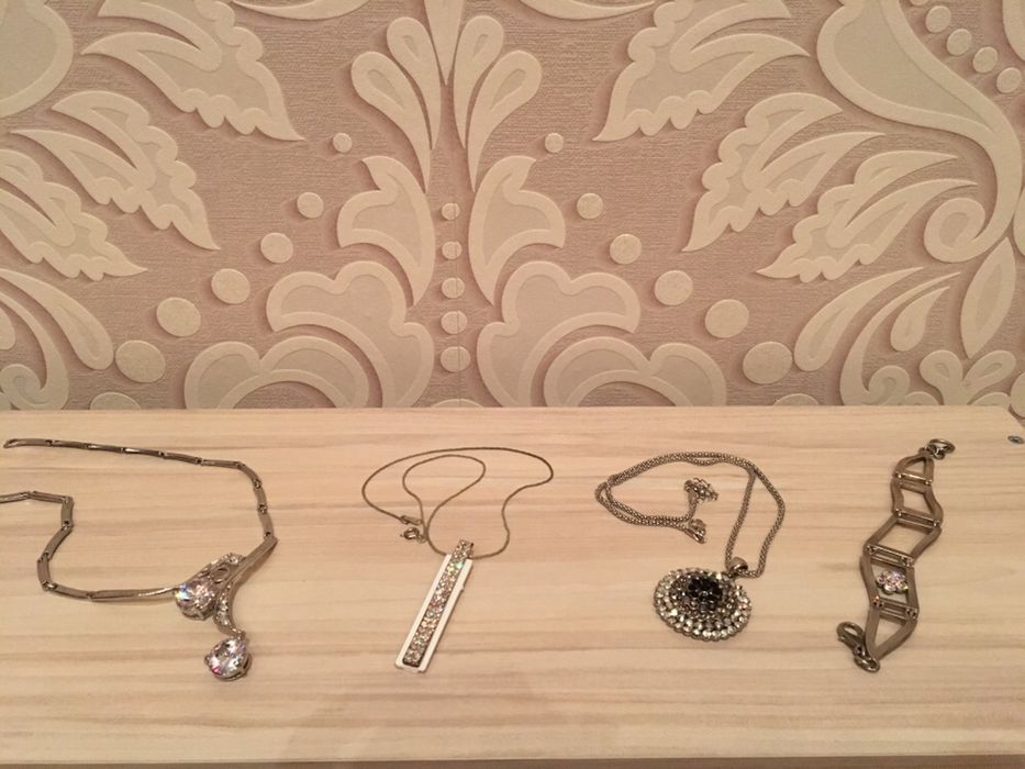 Елегантни колиета