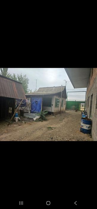 Продам дом для разведения хозяйства.